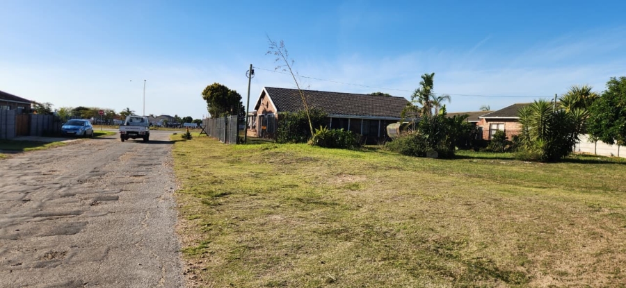 Commercial Property for Sale in Wavecrest Eastern Cape
